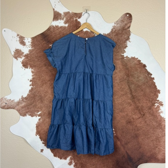 Boutique Cowgirl Blue Ruffled Tiered Denim Dress Sz Small - Picture 2 of 5
